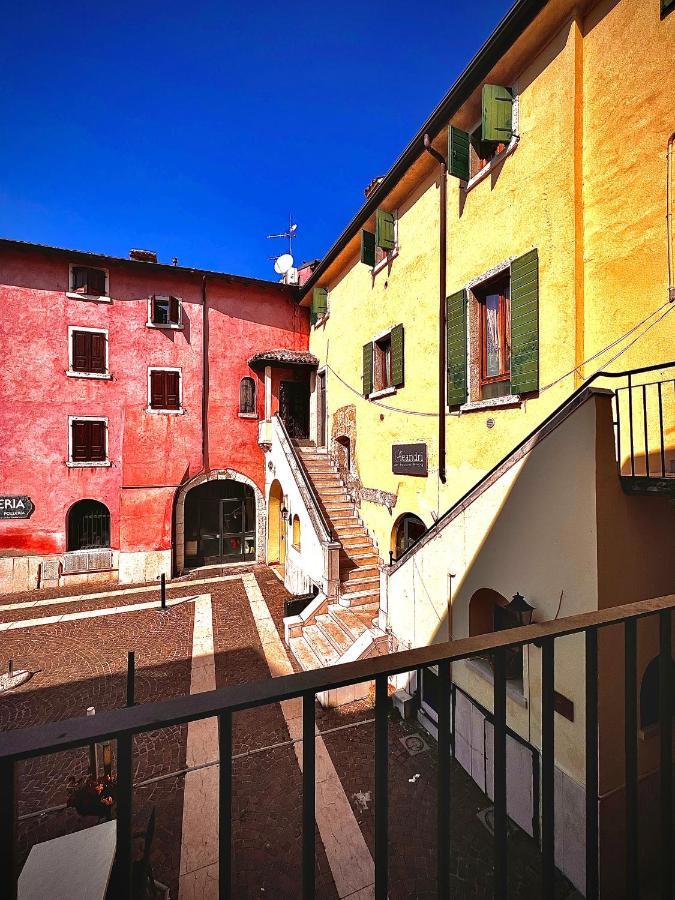 Welcome Traveller Amore Apartments Бардолино Экстерьер фото